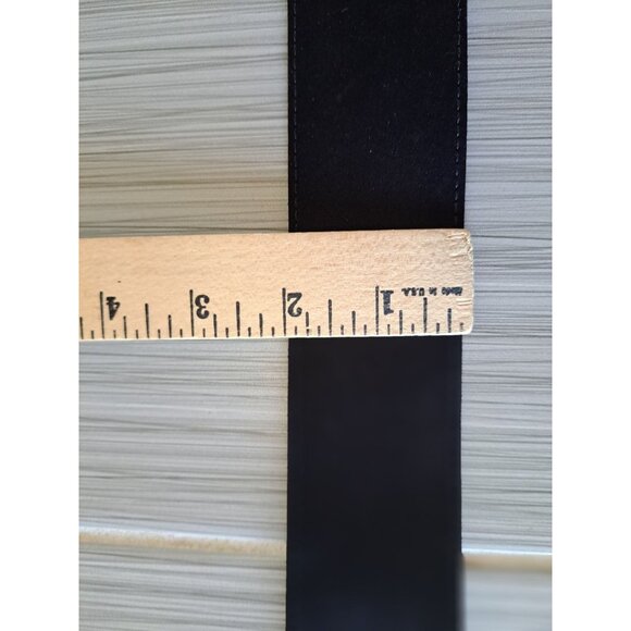 St. John Black Wide Belt With Gold Buckle Leather & Polyurethane Size 12 USA - Picture 9 of 9